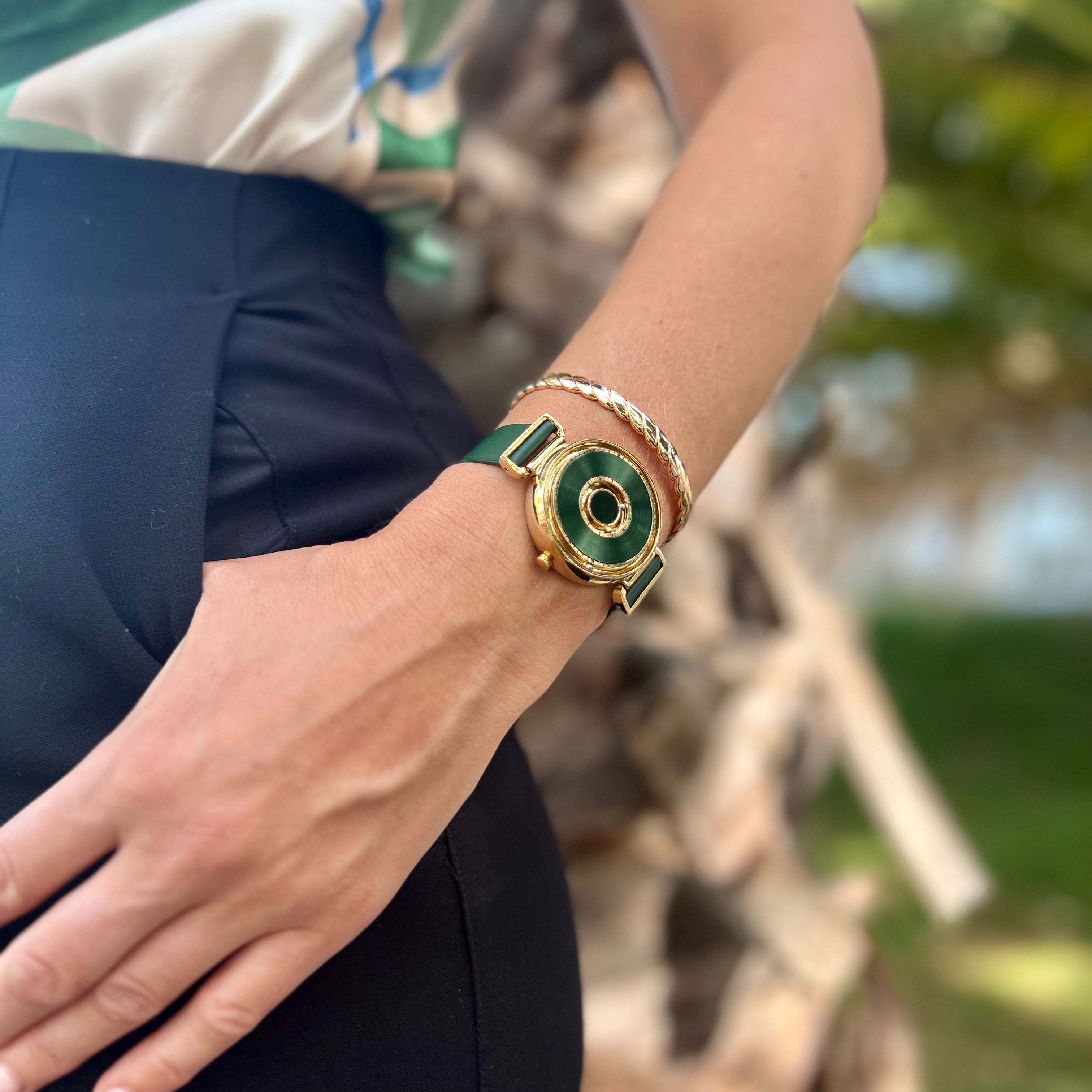 The most popular fashion watches in 2024 - Earth Gravity-Bella Gold Green