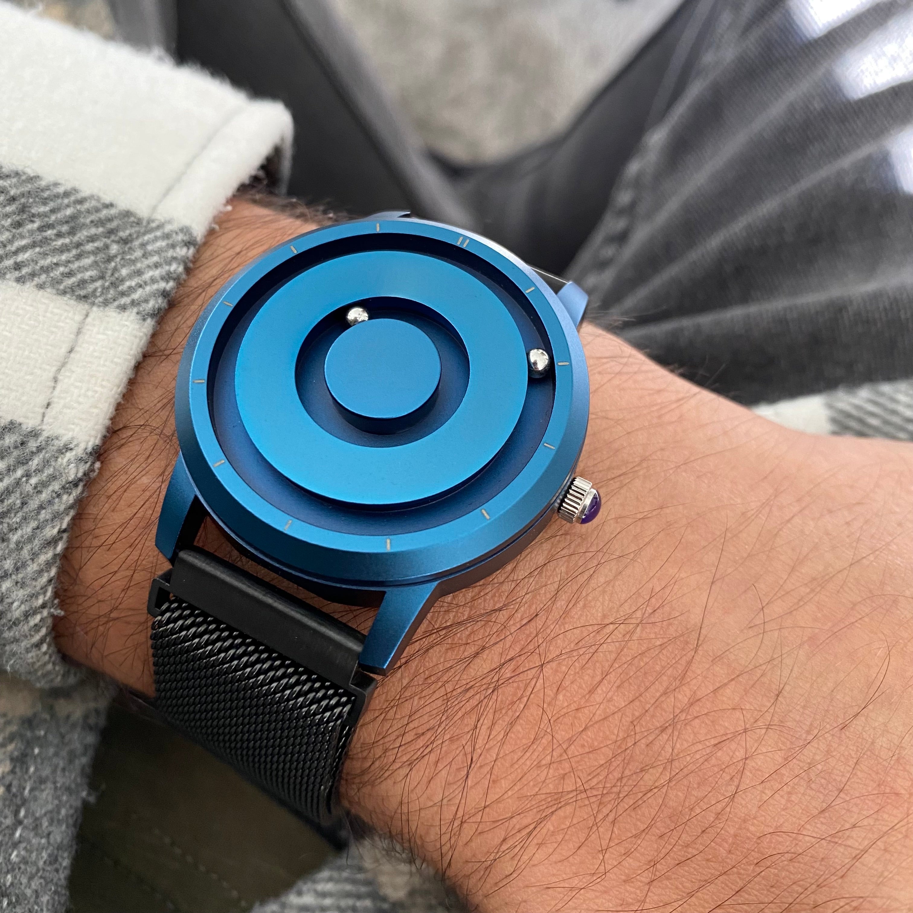 Jupiter Blue mesh magnetic black